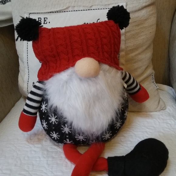 Boutique Other - NWT! SUPER Sweet LARGE Farmhouse GNOME POM HAT